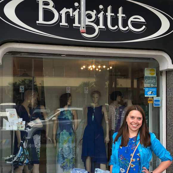 Meet your Posher, Brigitte - Picture 5 of 5